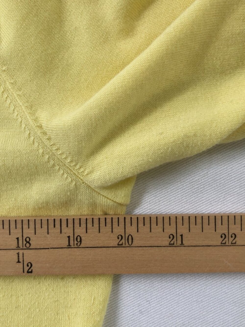 Vintage Buttery Soft Yellow Cardigan 3/4 Sleeve Cotton Blend Large 90s Preppy - Picture 7 of 9